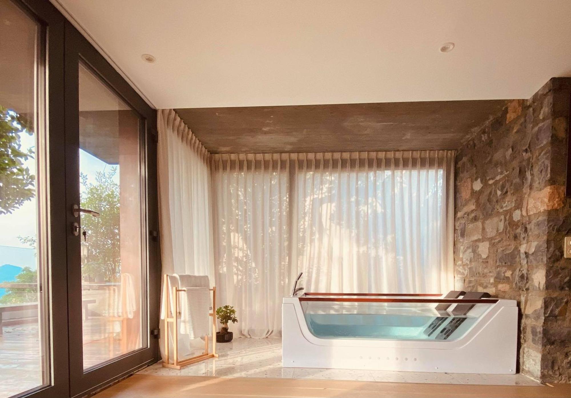 Family Suite With Garden And Amaizing View To Lugano 카데마리오 외부 사진